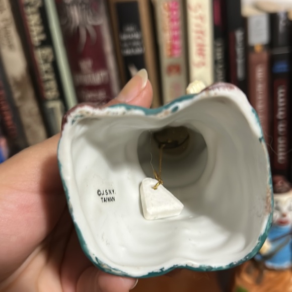 Set of 2 porcelain clowns with bells inside - Picture 2 of 5